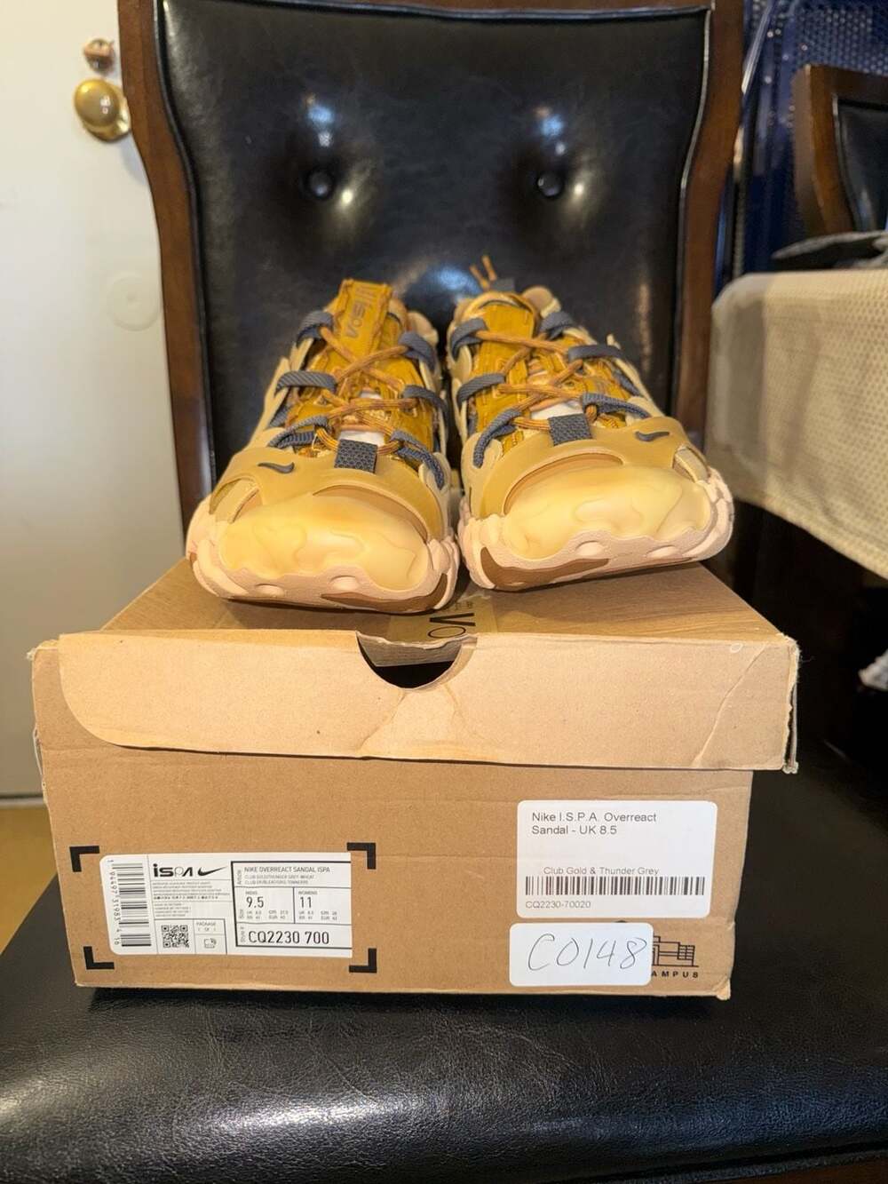 Nike ISPA Overreact Sandal Size 9.5 Club Gold Thunder Grey